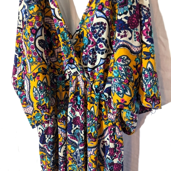 22nd by Binee Dresses & Skirts - Yellow and Pink Paisley Dress Top Flowy Low Cut